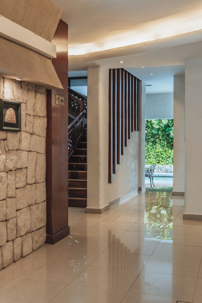 Hotel Plaza Kokai Cancún