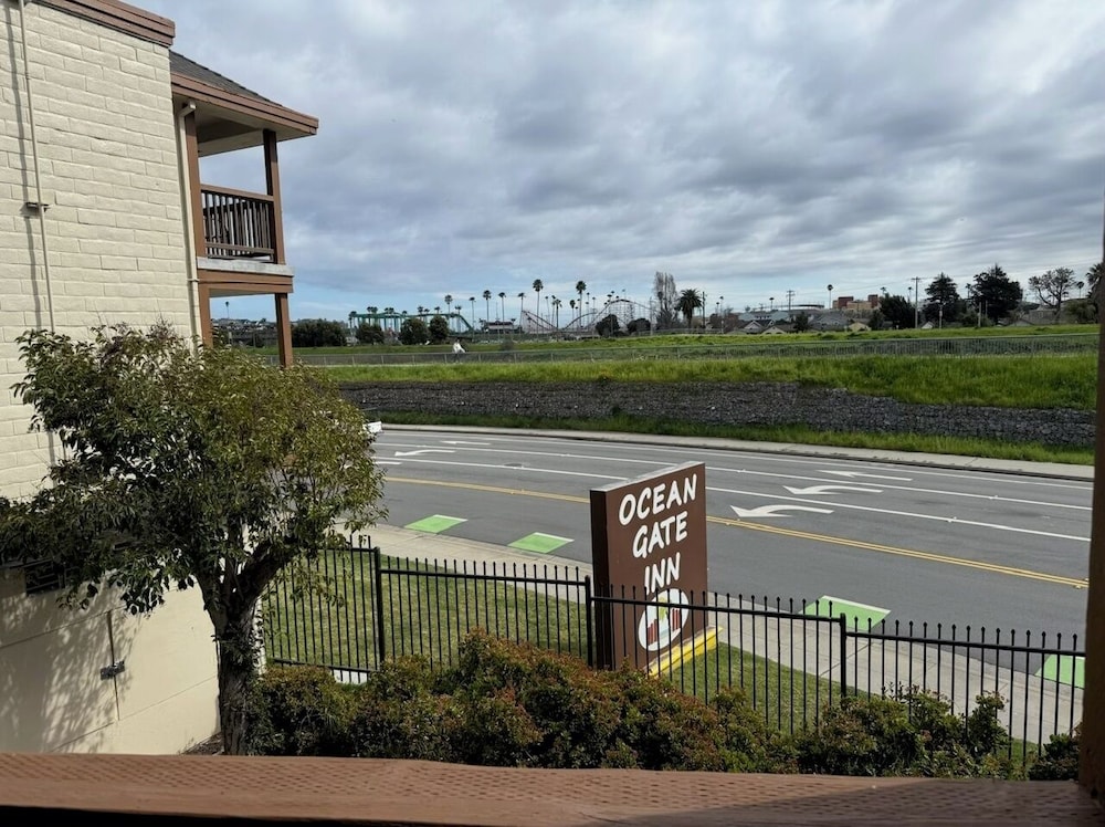 Ocean Gate Inn - photo 56