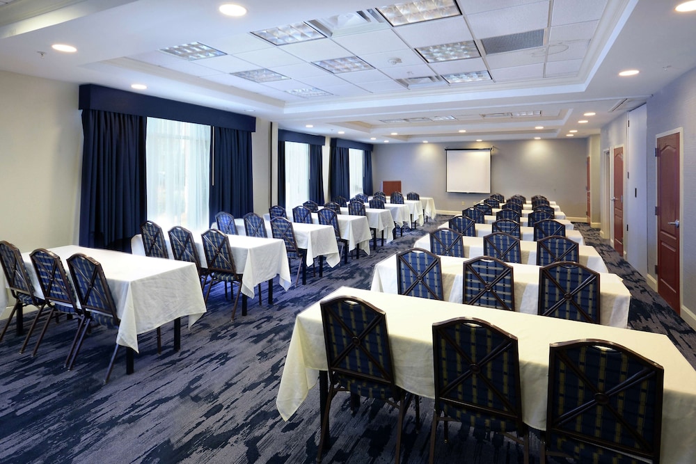 Hampton Inn & Suites Clinton I 26 - photo 41
