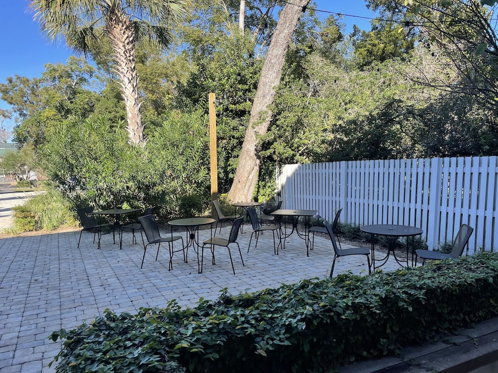 607 Bay Inn Downtown Beaufort - photo 67