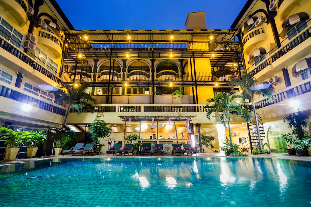 Zing Resort & Spa - carbon neutral hotel in Pattaya