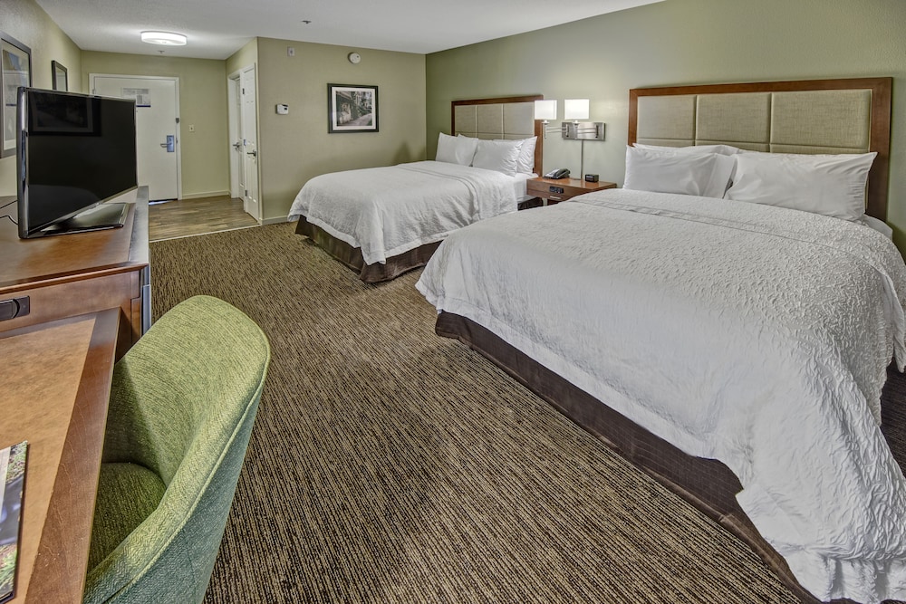 Hampton Inn Savannah I 95 North - photo 4