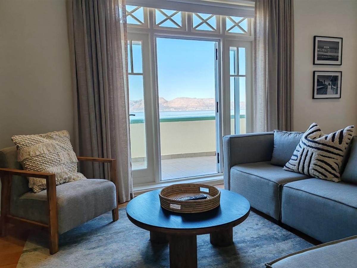 Surfers Corner Luxury Penthouse — 4-Star Luxury Hotel in Cape Town, South Africa