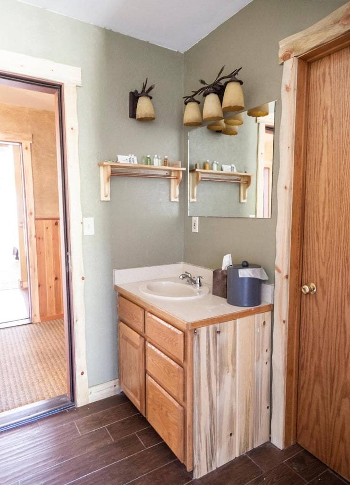 Arrowhead Mountain Lodge - photo 17