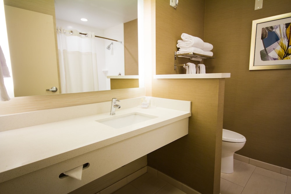 Fairfield Inn and Suites Denver Northeast Brighton - photo 13