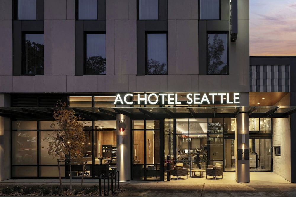 AC Hotel Seattle Downtown — 4-Star Luxury Hotel in Seattle, United States