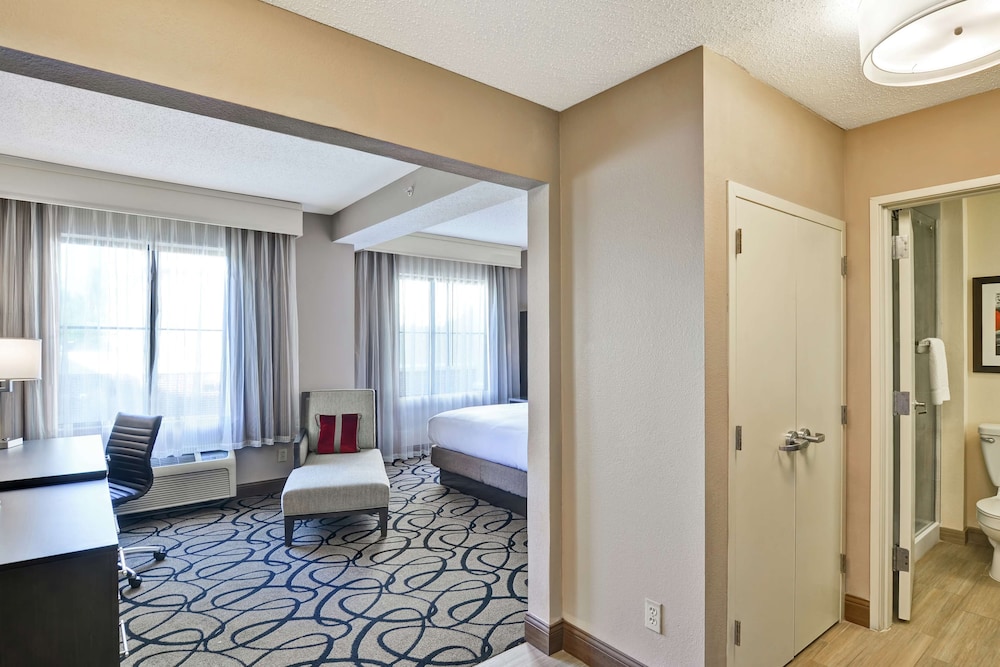 Doubletree by Hilton Hattiesburg MS - photo 18