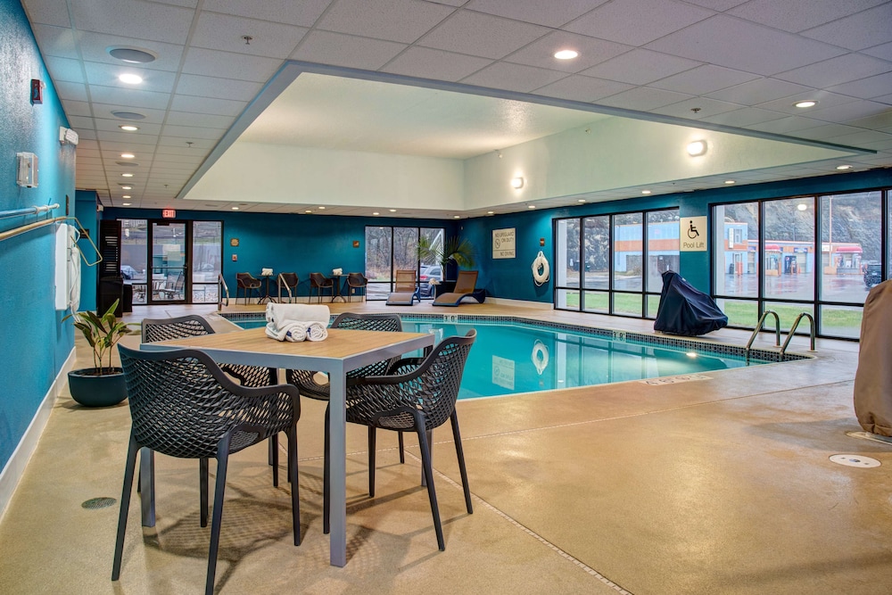 Hampton Inn Rochester South - photo 43