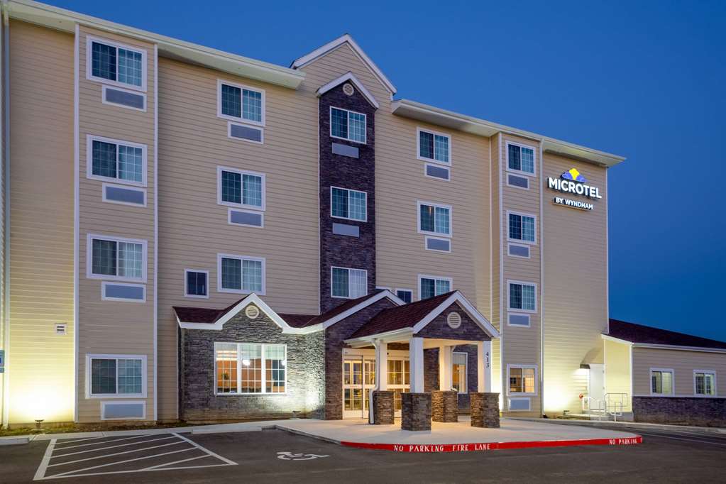 Microtel Inn & Suites by Wyndham Liberty NE Kansas City Area - photo 2