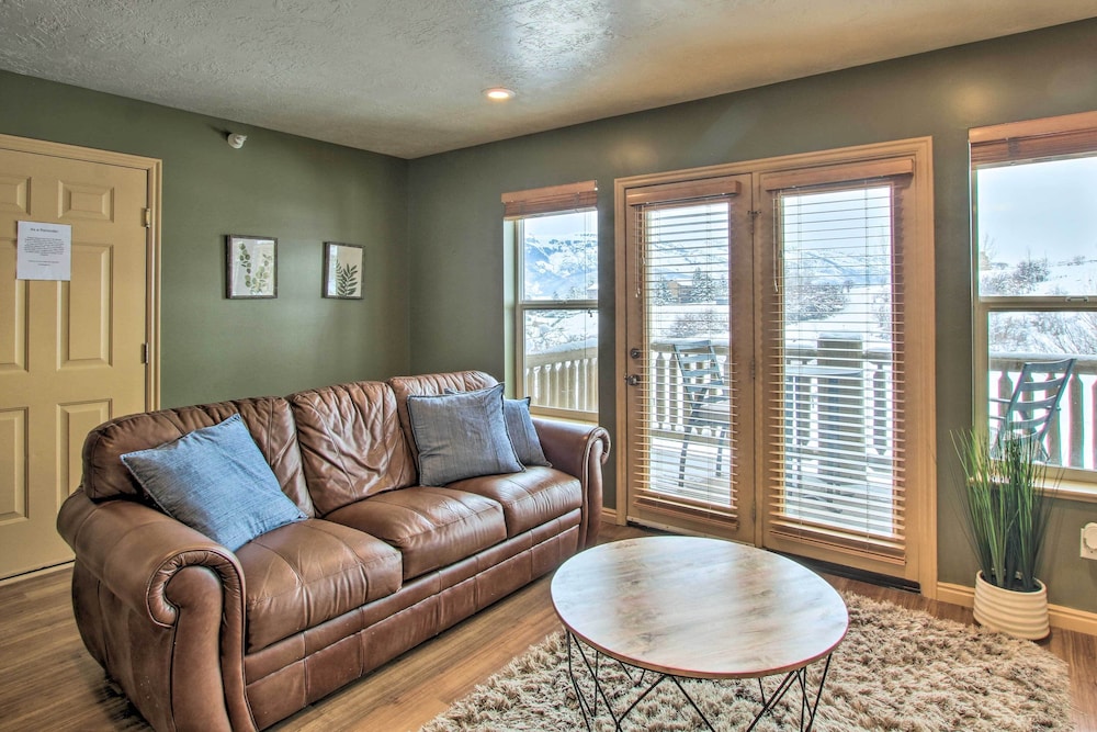 Cozy Eden Condo w Mtn Views in Wolf Creek Resort - photo 5
