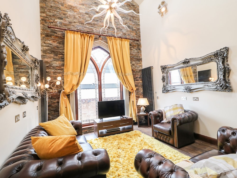 The Upper Room — 4-Star Luxury Hotel in Ballymena, United Kingdom