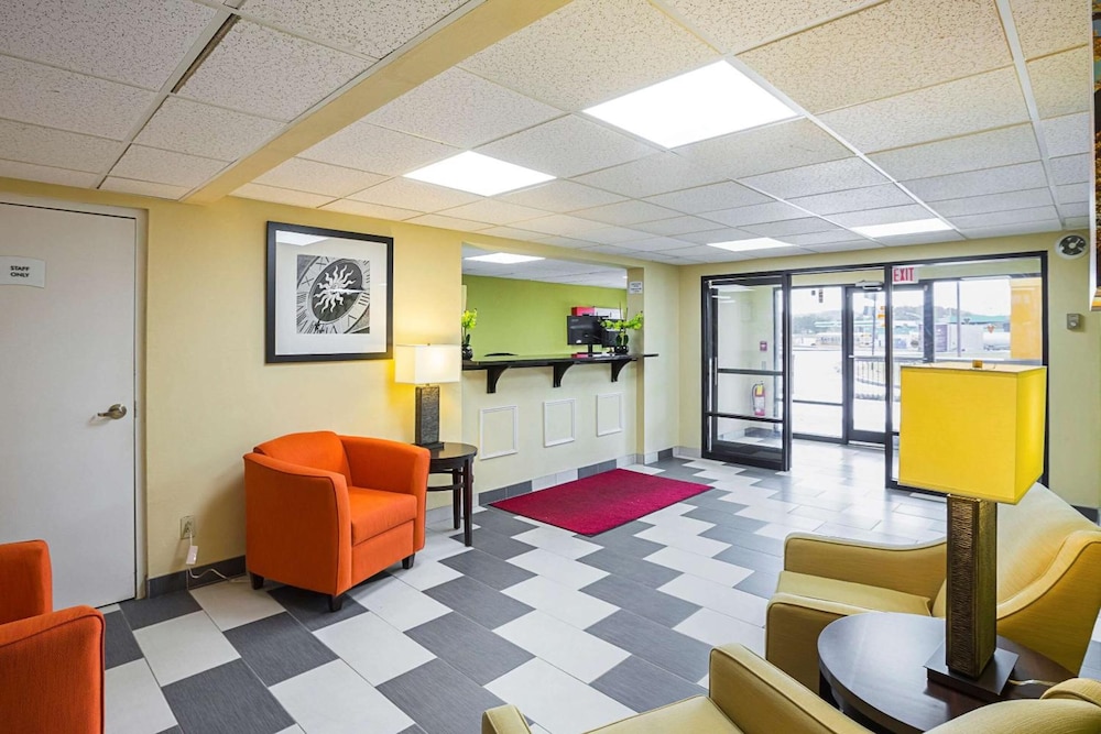 Motel 6 Knoxville TN East - photo 5