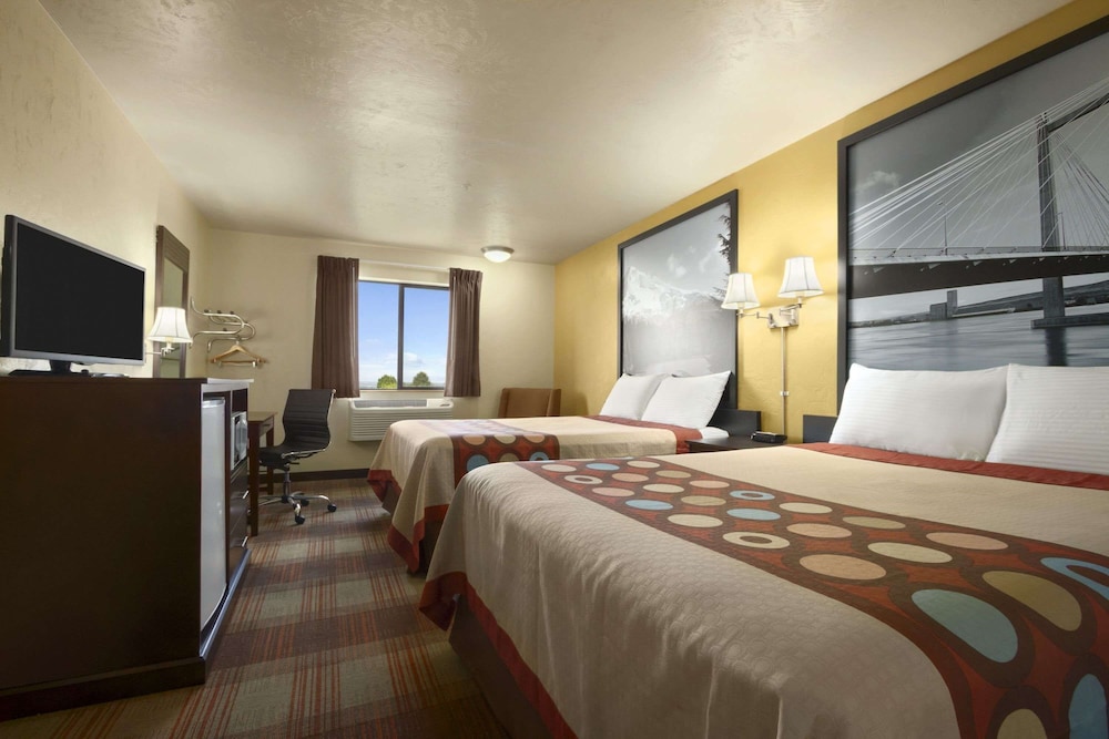 Super 8 by Wyndham Kennewick - photo 24