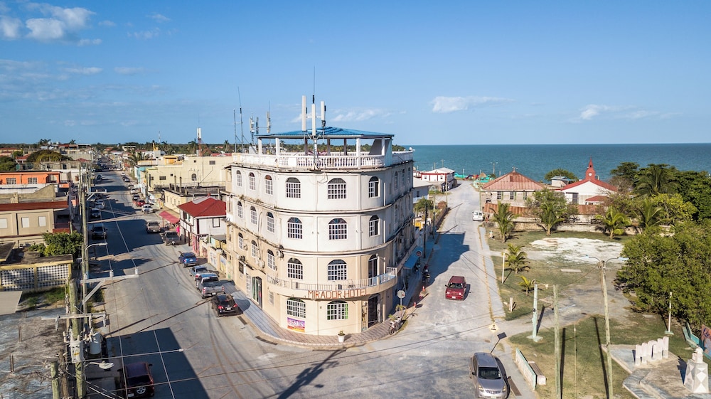 Mirador Hotel in Corozal, Belize