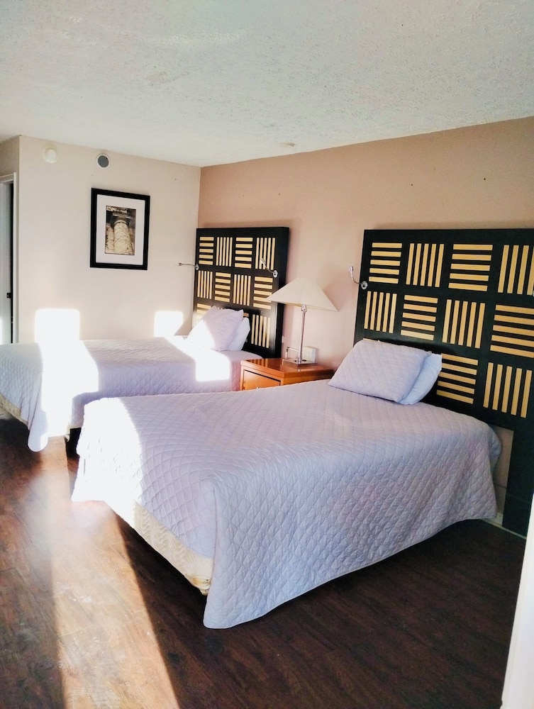 Motel M Lewisburg - photo 14