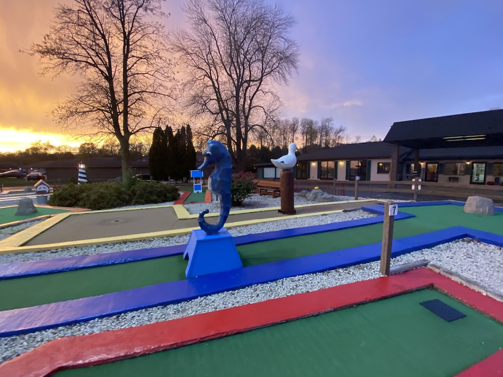 Village Inn on The Lake - photo 20