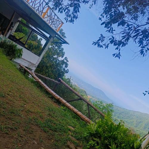 Dunarinka in Unknown City, Colombia