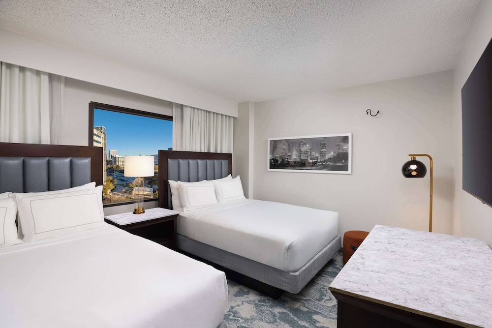 DoubleTree by Hilton Houston Medical Center Hotel & Suites - photo 9