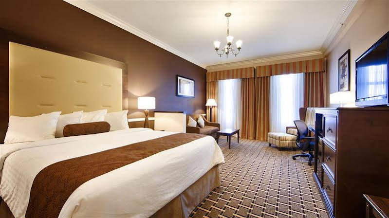 Best Western Plus San Pedro Hotel & Suites - photo 30