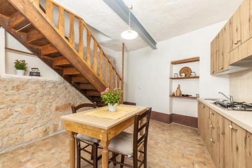 Antico Forno Baunei — 4-Star Luxury Hotel in Baunei, Italy