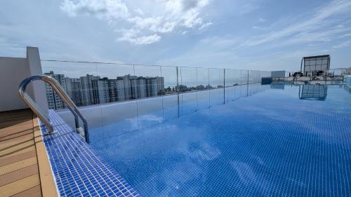 Luxury 3BR Apartment with Infinity Pool Balcony n Gym — 4-Star Luxury Hotel in Hulhumale, Maldives