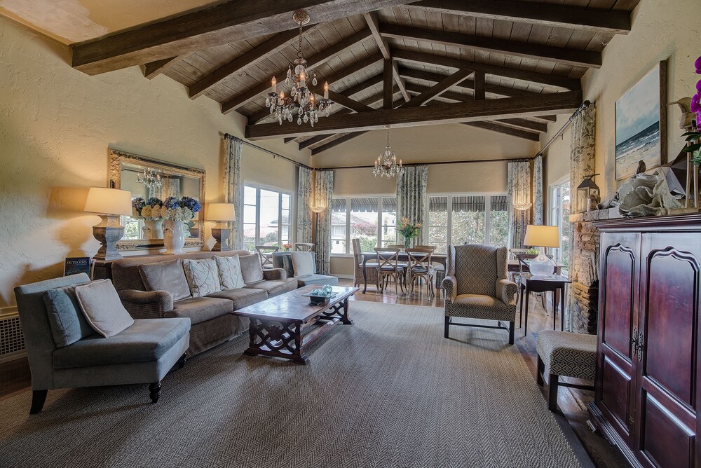 Sandpiper Inn - photo 24