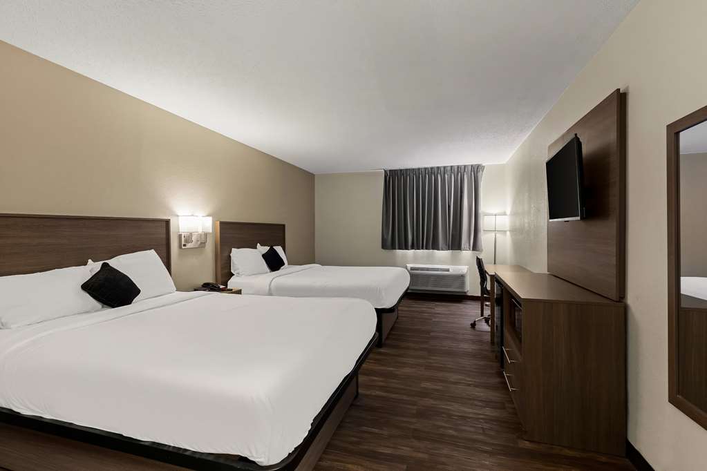 Red Lion Inn & Suites Caseyville - photo 12
