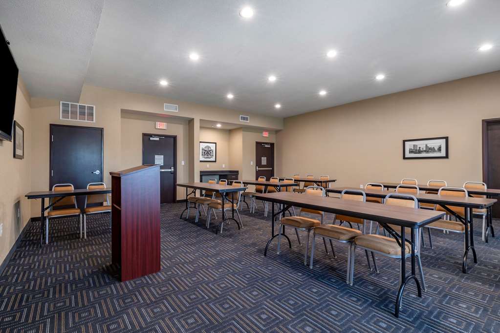 Best Western Plus Big Lake Inn - photo 26