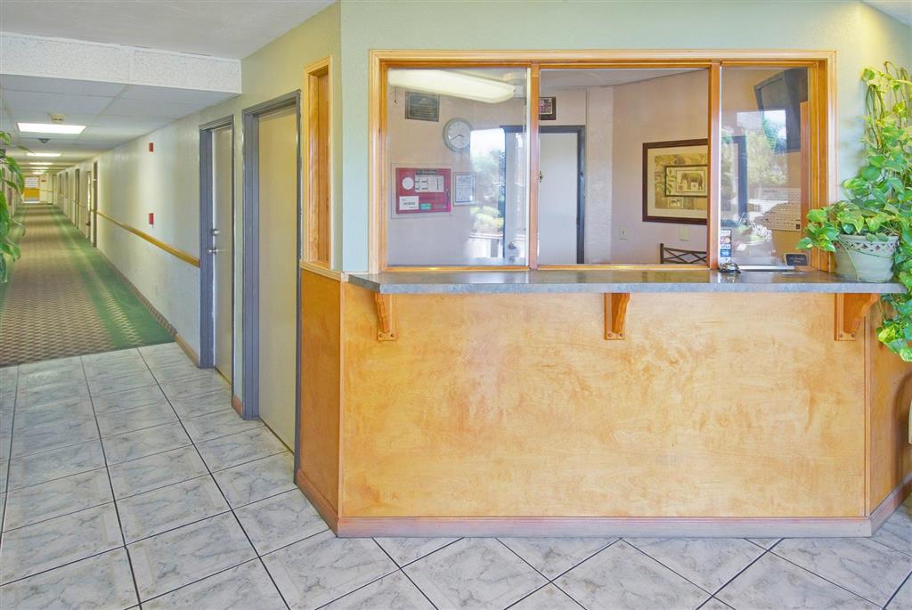 Americas Best Value Inn & Suites Bakersfield E - photo 3