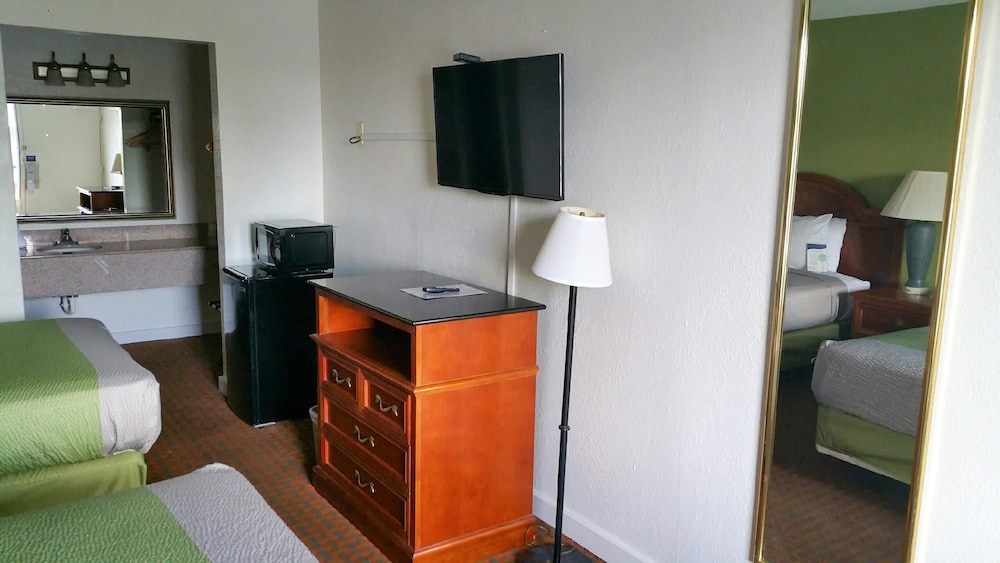 Red Roof Inn Wildwood FL The Villages - photo 11