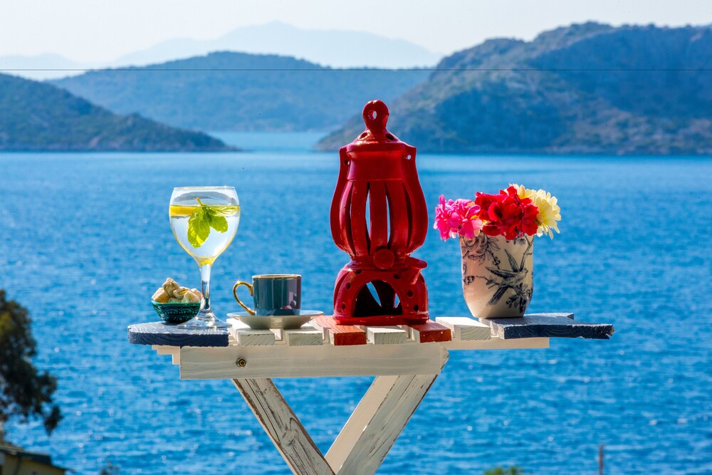 Derin Mavi Suit Butik Otel Adults Only — Marmaris
