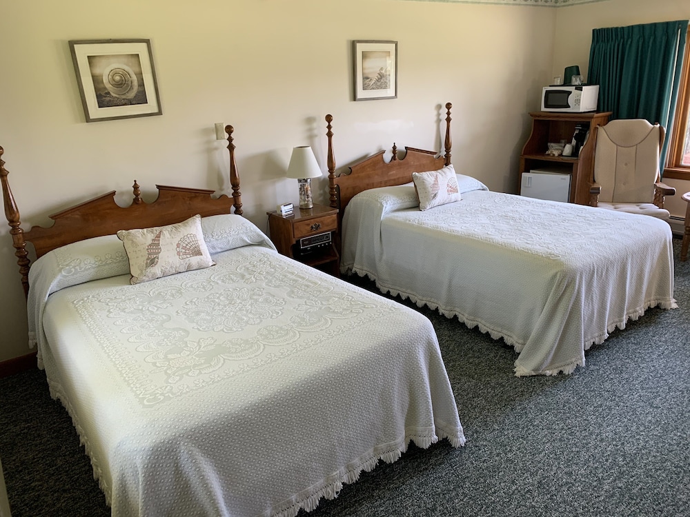 Towne Lyne Motel - photo 44