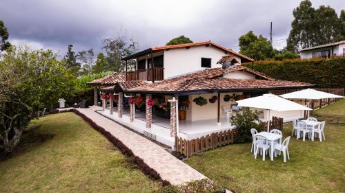 Finca Villa Isanella Santuario Antioquia — 4-Star Luxury Hotel in Santuario, Colombia