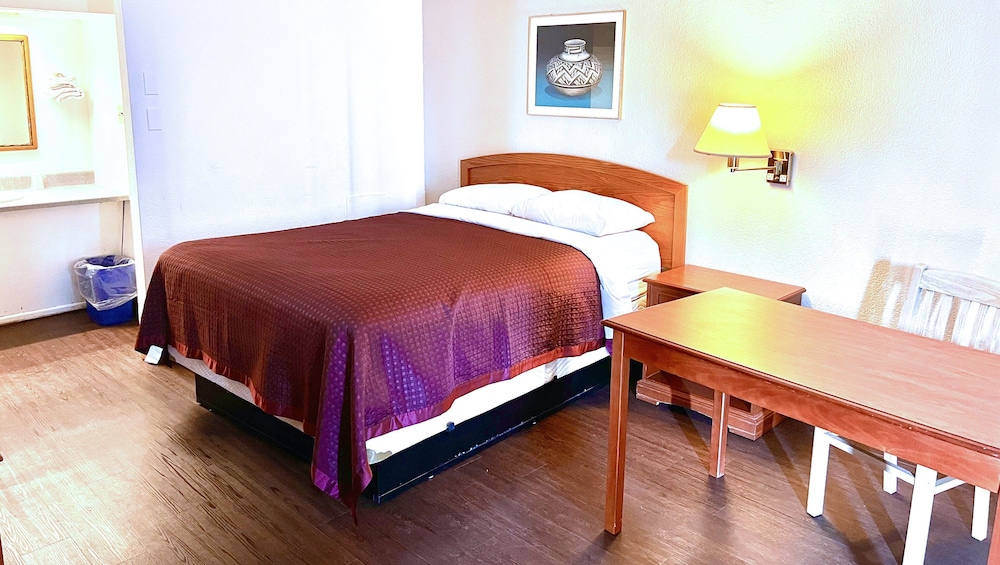 Thunderbird Motel Hillsboro - photo 17