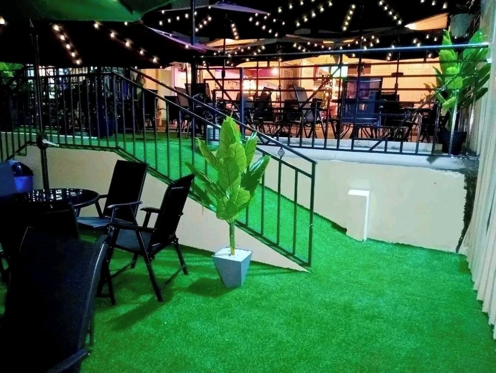 Derby Place Lounge Karatina in Unknown City, Kenya