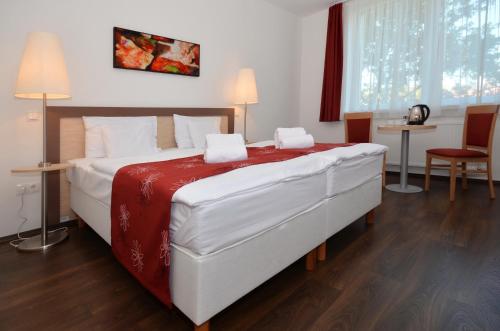 Hotel Opal Superior Adults Only — hotel in Gyongyos