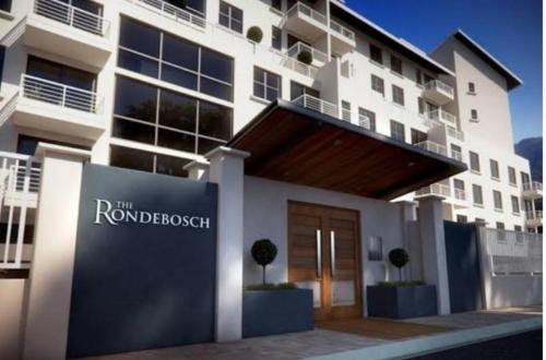 Rondebosch Court