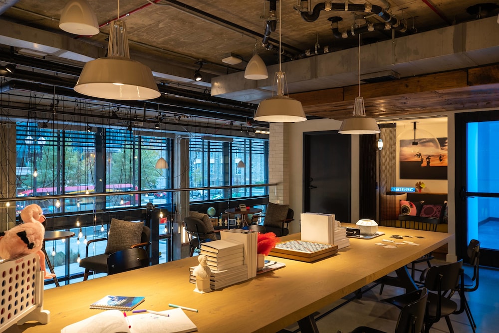 Moxy Washington DC Downtown - photo 4