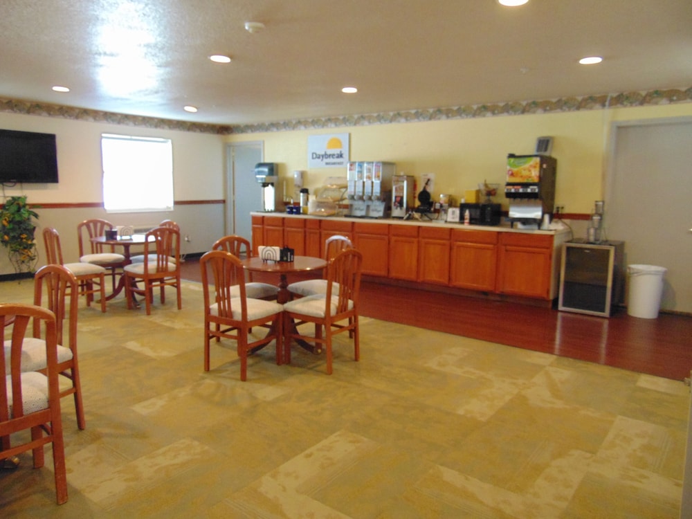 Days Inn by Wyndham Fordyce - photo 29
