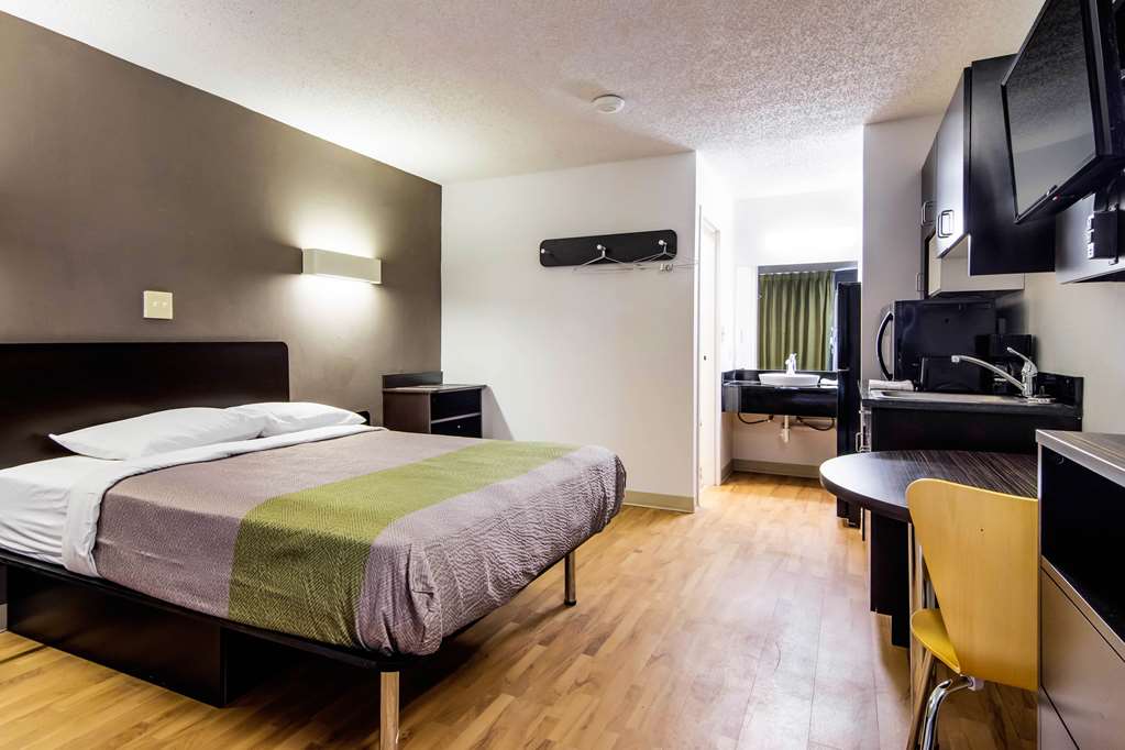 Studio 6 Extended Stay Lagrange GA - photo 11