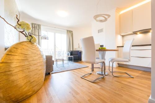 Logierhaus Friedrich WE 11 Strandmuschel — 4-Star Luxury Hotel in Zingst, Germany