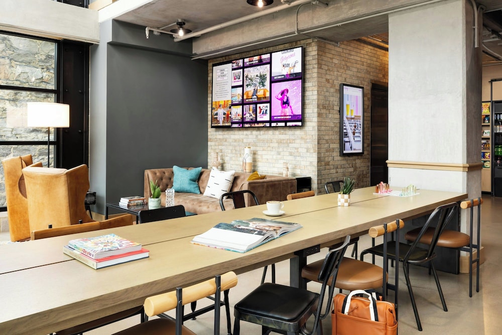 Moxy Asheville Downtown - photo 7