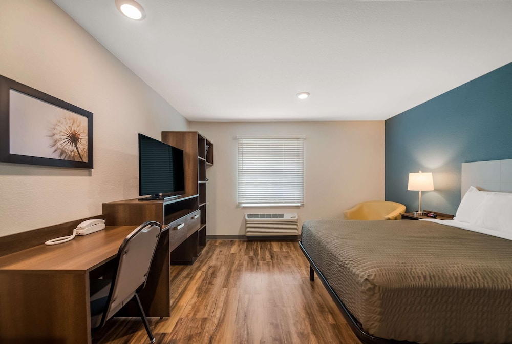 WoodSpring Suites Inverness - photo 5