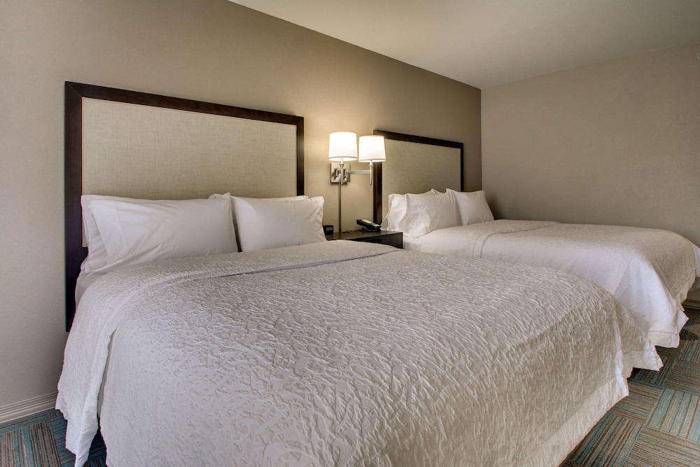 Hampton Inn Yemassee Point South - photo 21