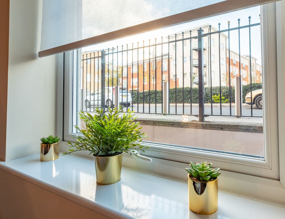Heron House Apartment — 4-Star Luxury Hotel in Reading, United Kingdom