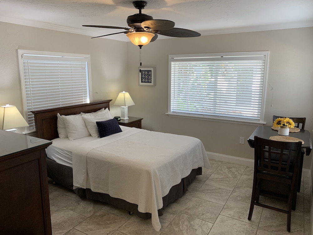 Twin Palms at Siesta - photo 9