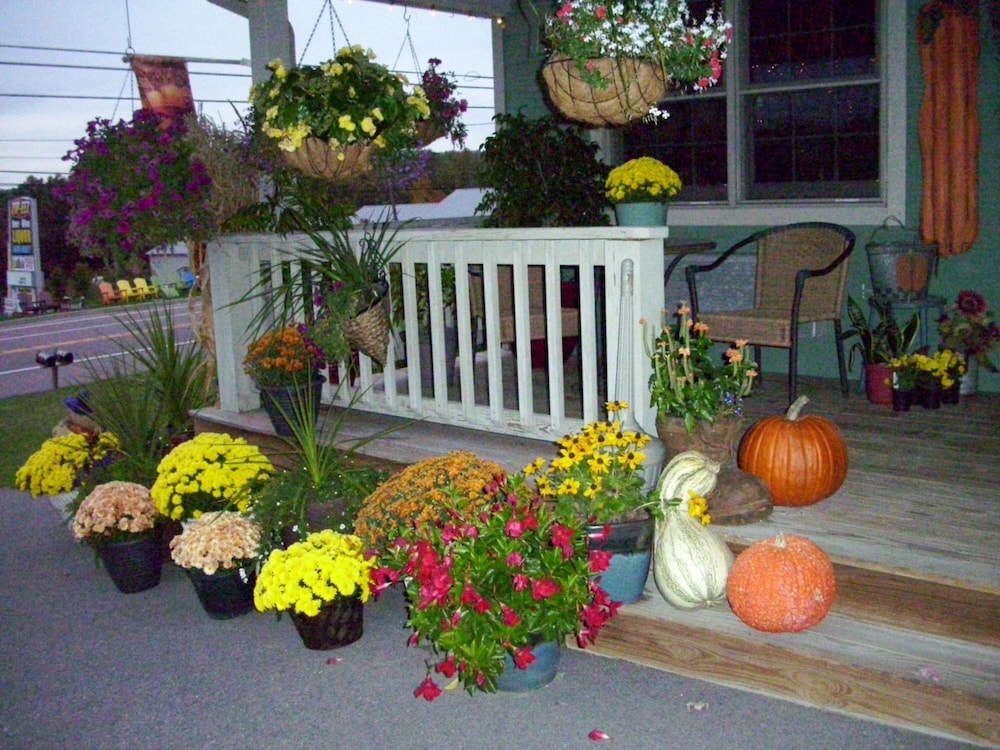The Garrett Inn - photo 56