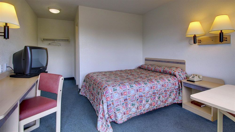 Motel 6 Sioux Falls - photo 14