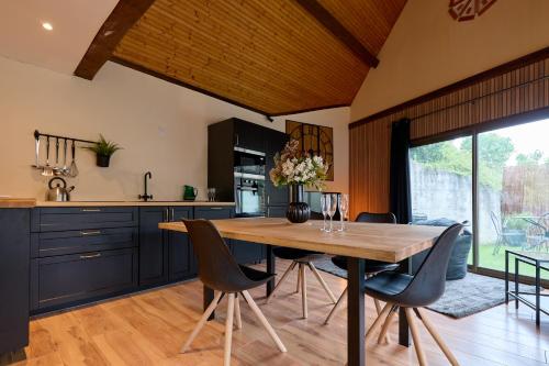 Le Tipi Proche Zoo Et Centre Ville 5min Parking in Saint-Aignan, France