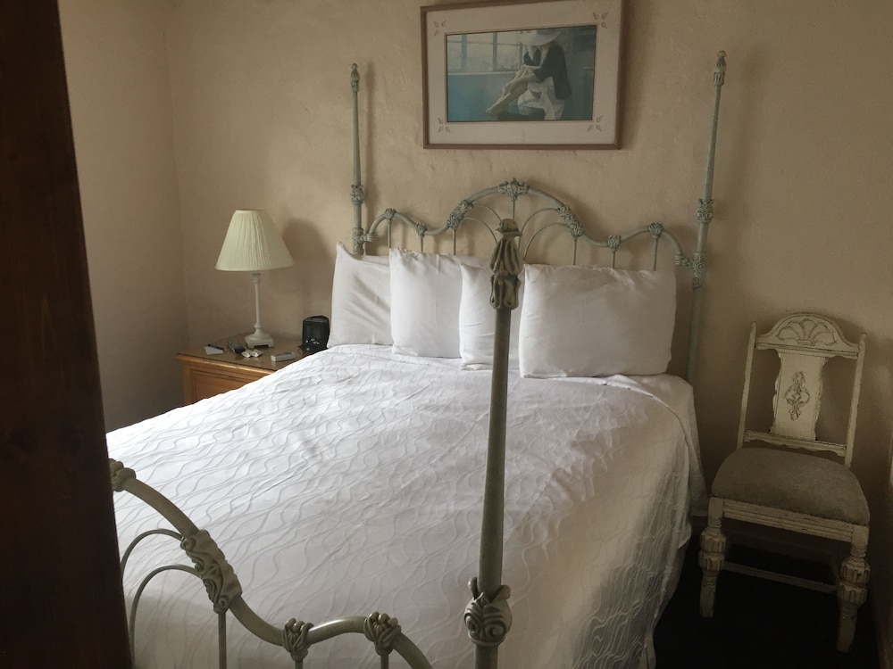 Seacrest Inn - photo 10